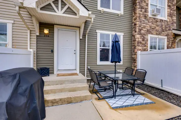778 Tuscany DR NW, Calgary, AB T3L 3C4