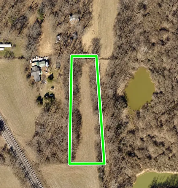 001 Lockeyville RD, Desoto, IL 62924