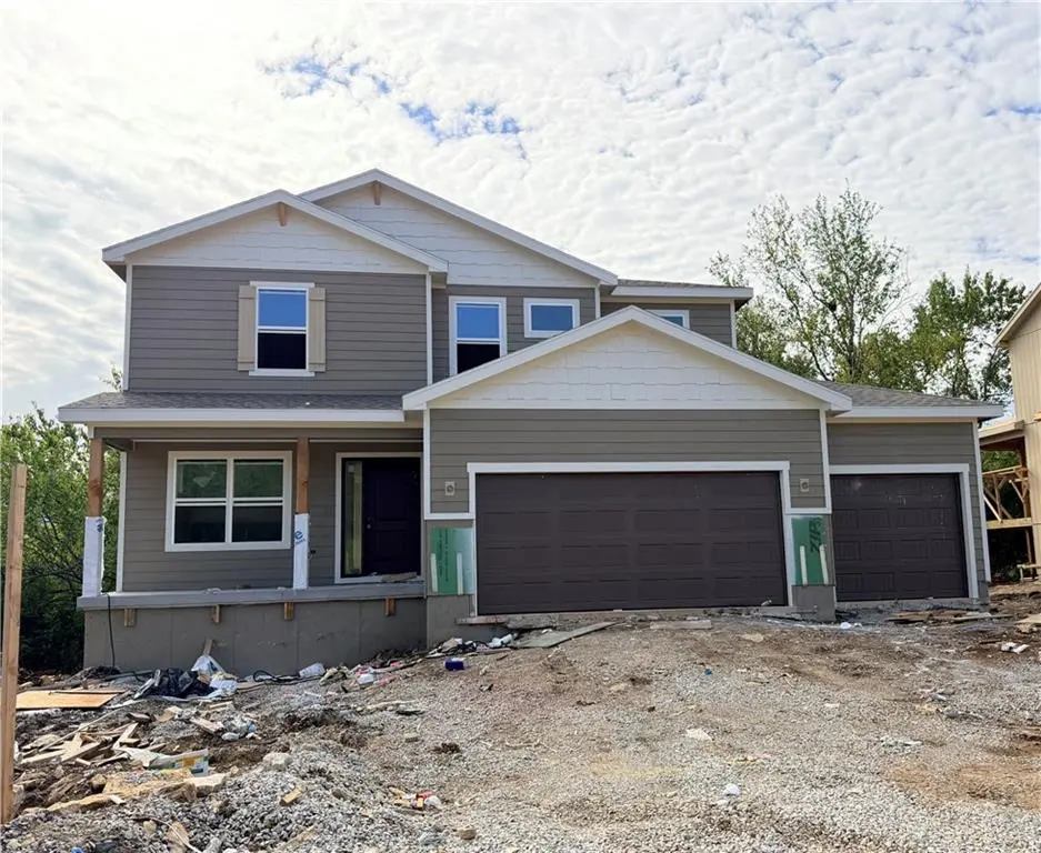 19779 W 122 TER, Olathe, KS 66061