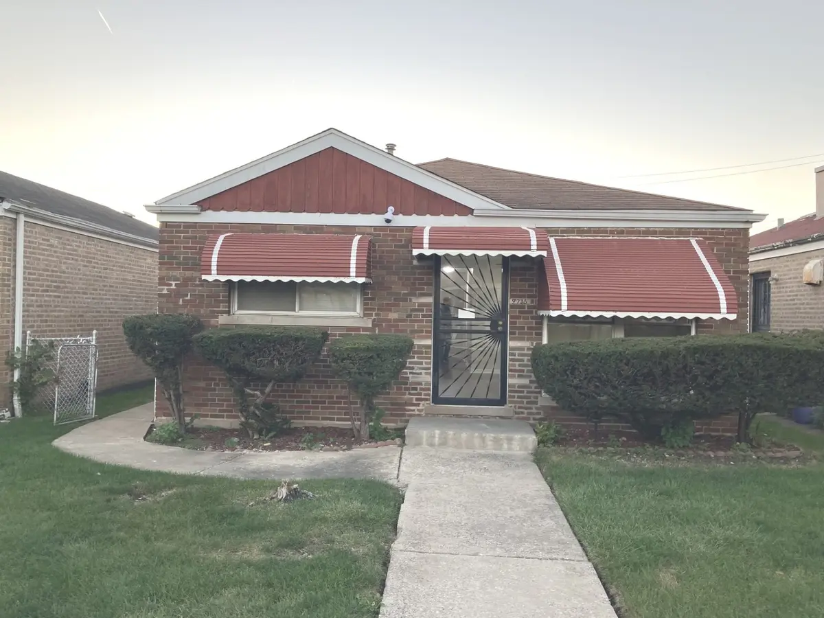 9736 S Emerald AVE, Chicago, IL 60628