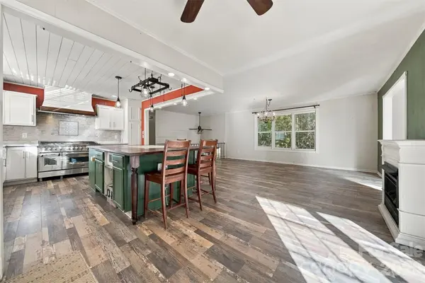 183 Falls AVE, Granite Falls, NC 28630