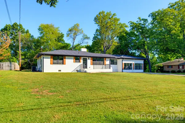 1325 Armstrong RD, Belmont, NC 28012