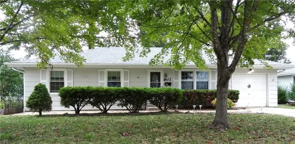 502 E Atkison AVE, Butler, MO 64730