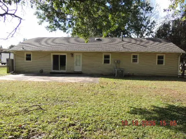 1005 Lisa LN, Richmond, MO 64085