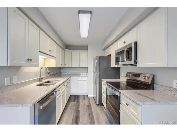 7395 E Eastman #203L, Denver, CO 80231