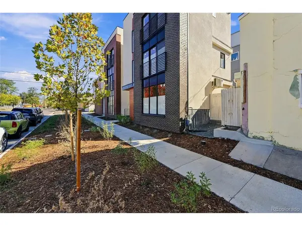 1220 E 35th, Denver, CO 80205