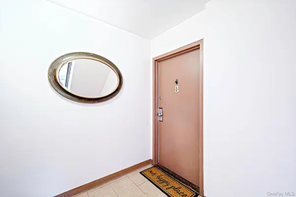 65 Richmond BLVD #2A, Ronkonkoma, NY 11779