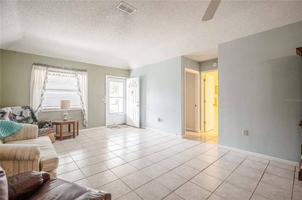 4912 DAWNVIEW LN, Lakeland, FL 33811