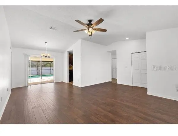 1358 FOXBORO DR, Brandon, FL 33511