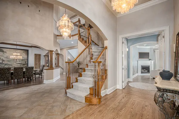 4015 Prairie Crossing DR, St. Charles, IL 60175