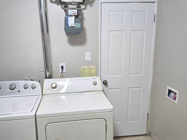 9736 S Emerald AVE, Chicago, IL 60628