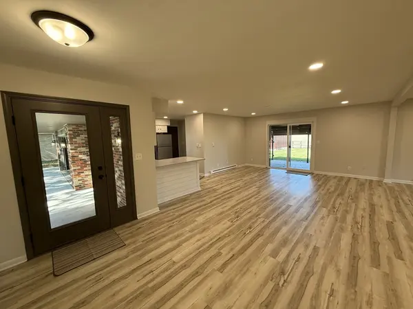 60 Oak ST, South Wilmington, IL 60474