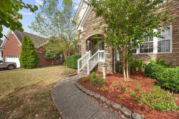 1021 Queens Pl, Spring Hill, TN 37174