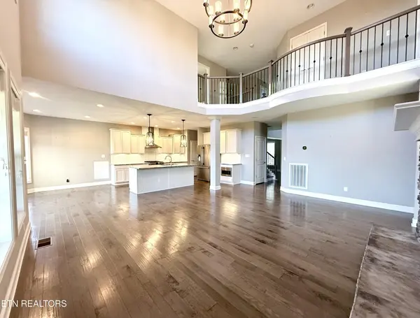 1027 Prince George Parish Drive, Knoxville, TN 37934