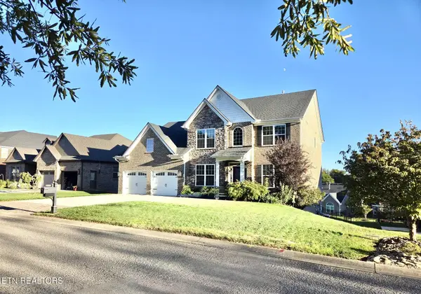 1027 Prince George Parish Drive, Knoxville, TN 37934