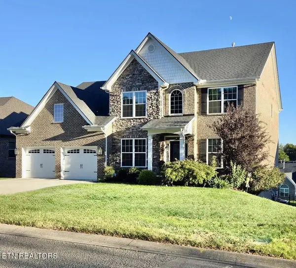 1027 Prince George Parish Drive, Knoxville, TN 37934