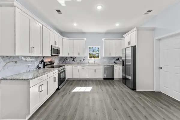 638 Rucker Rd, Murfreesboro, TN 37127