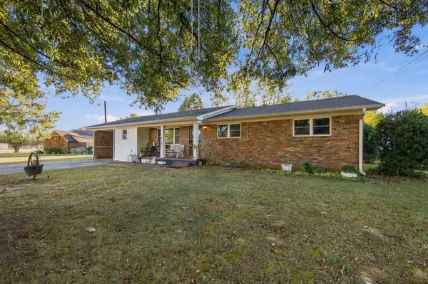 14141 Barrenfield Dr, Milan, TN 38358