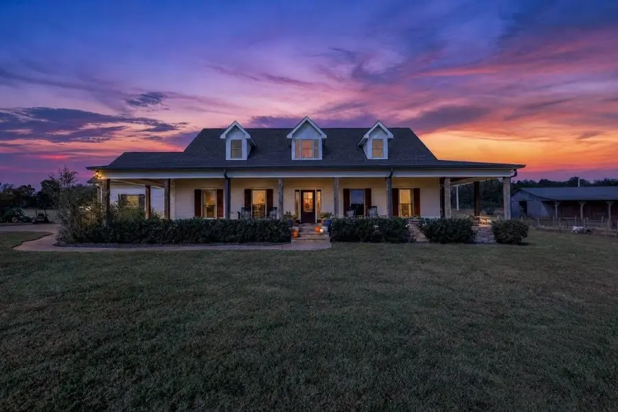 1802 Highway 64 #W, Shelbyville, TN 37160