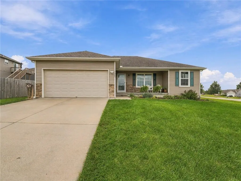 7305 E 143rd ST, Grandview, MO 64030