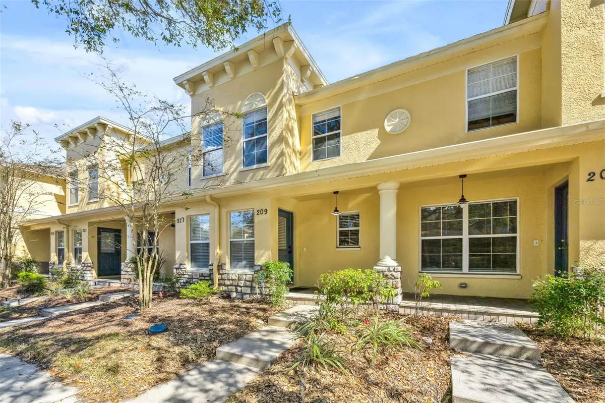 209 DRAW BRIDGE LN, Valrico, FL 33594