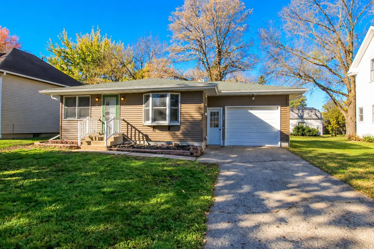 508 N Main ST, Winthrop, MN 55396