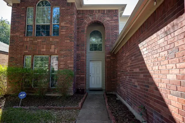 2316 Paradise Ridge DR, Round Rock, TX 78665