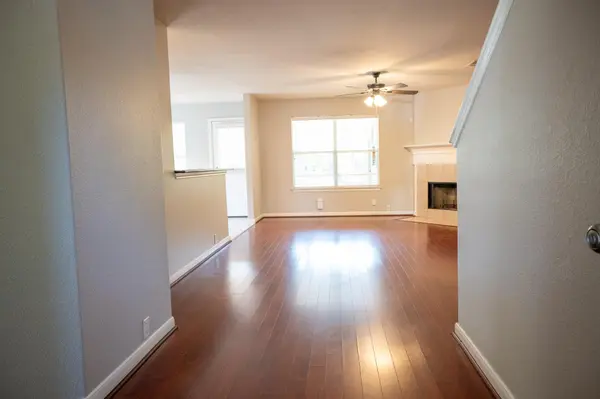 2316 Paradise Ridge DR, Round Rock, TX 78665