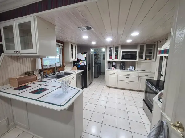 1601 E Messick LOOP, Round Rock, TX 78681