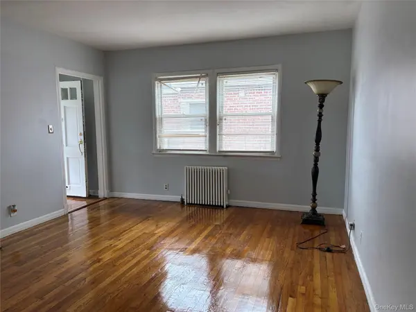 225-25 114th RD, Cambria Heights, NY 11411