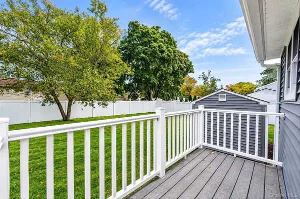 3115 Eagle AVE, Medford, NY 11763