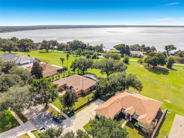 16521 SPRING PARK DR, Clermont, FL 34711