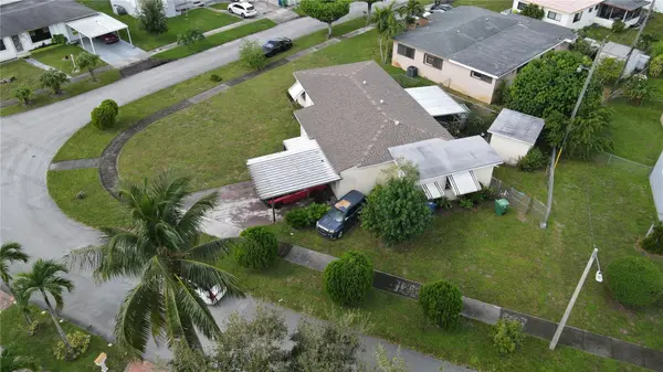 9000 NW 12TH CT, Miami, FL 33147