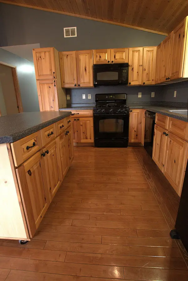 501 2nd ST SW, Staples, MN 56479