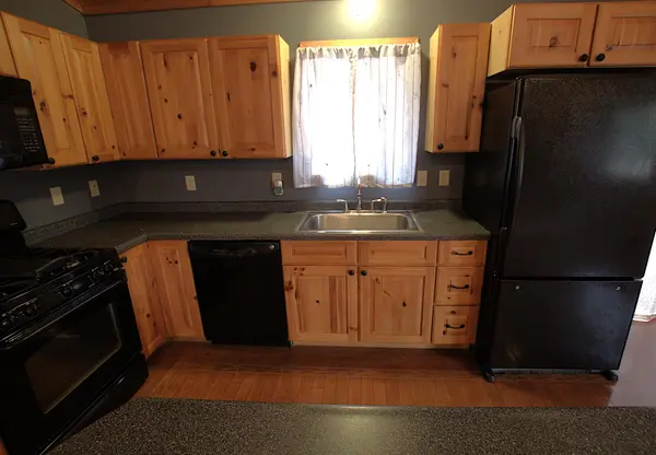 501 2nd ST SW, Staples, MN 56479