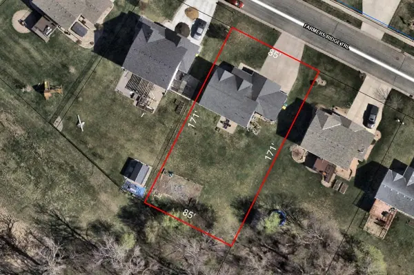 956 Farmers Ridge TRL, Belle Plaine, MN 56011