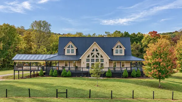 1633 Squire Lyles Rd, Scottsville, KY 42164