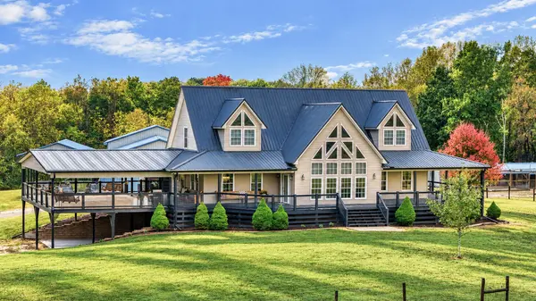 1633 Squire Lyles Rd, Scottsville, KY 42164
