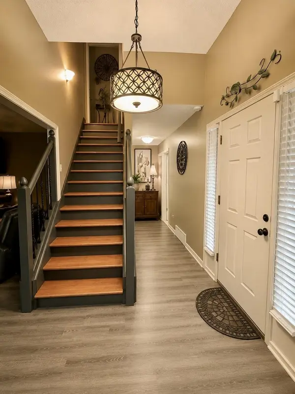 9067 HERVAY LN, Cordova, TN 38016