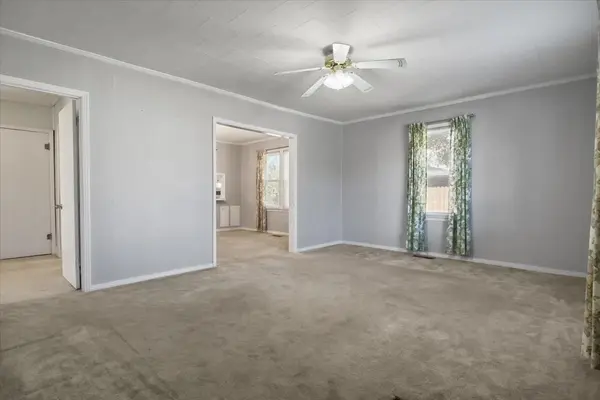 135 Main St, Mc Ewen, TN 37101