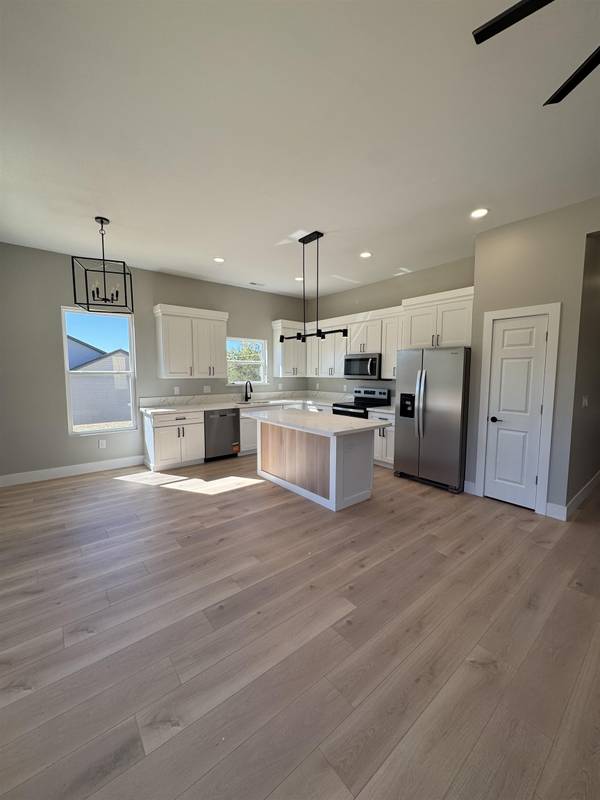 334 Minkum RD, Gaffney, SC 29340