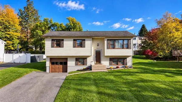 26 Crane RD, Middletown, NY 10941