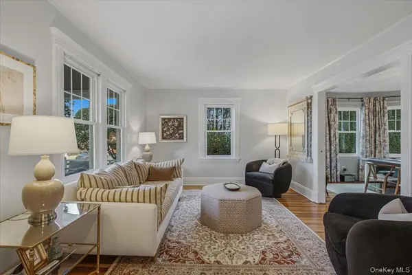 92 Webster AVE, Port Washington, NY 11050