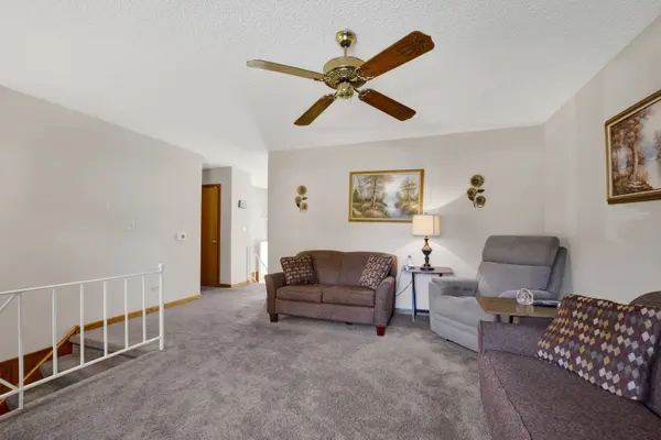 427 E Fullerton AVE, Glendale Heights, IL 60139