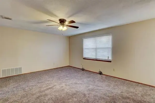 235 Deer DR, Cache, OK 73527
