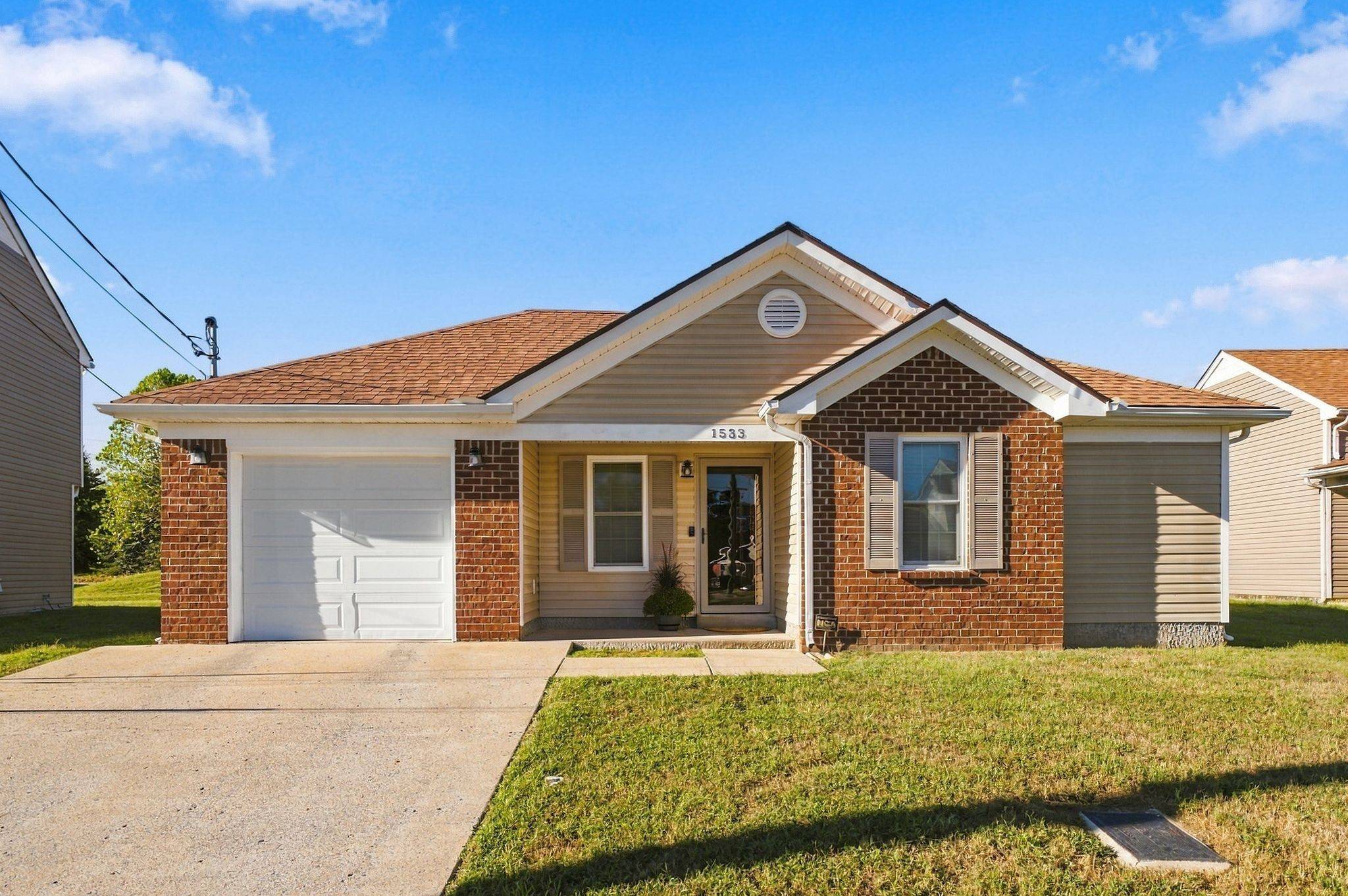 1533 Emerald Bay Blvd, Whites Creek, TN 37189