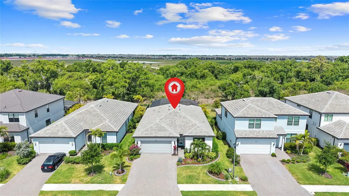 5437 SILVERSIDE PINE CT, Lakewood Ranch, FL 34211