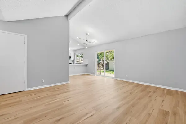 6109 Glen Meadow DR, Austin, TX 78745