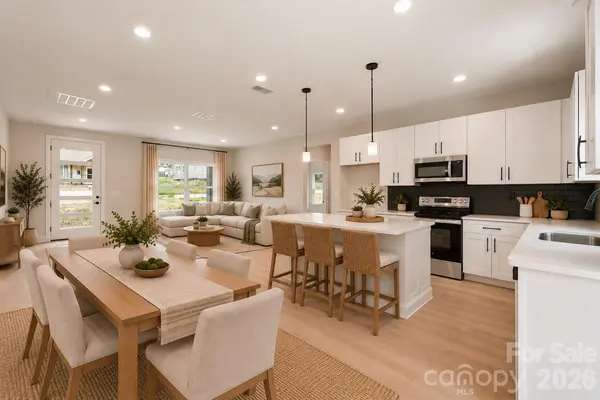 315 W Chestnut ST, Stanley, NC 28164