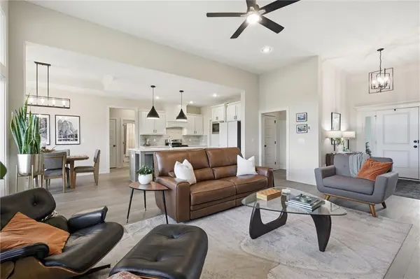 2850 W Wabash ST, Olathe, KS 66061